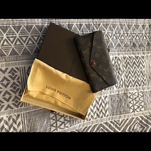 Louis Vuitton Josephine Wallet